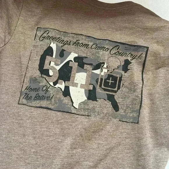 5.11 NWT Greetings from camo country tshirt - Picture 3 of 3